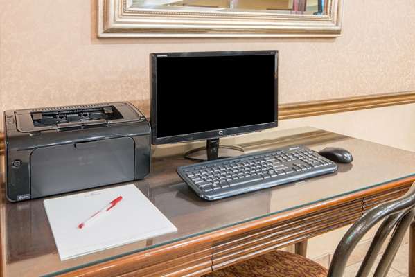 Conference Area - Ramada Inn Lloydminster