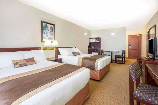  - Ramada Inn Lloydminster