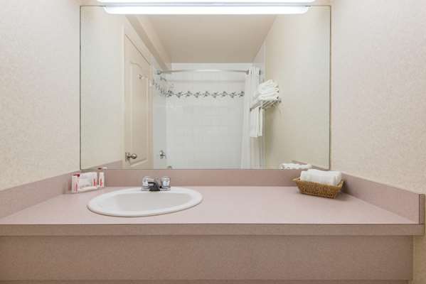  - Ramada Inn Lloydminster