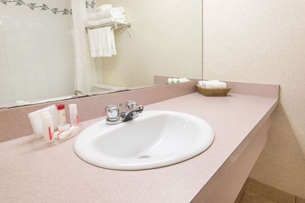  - Ramada Inn Lloydminster