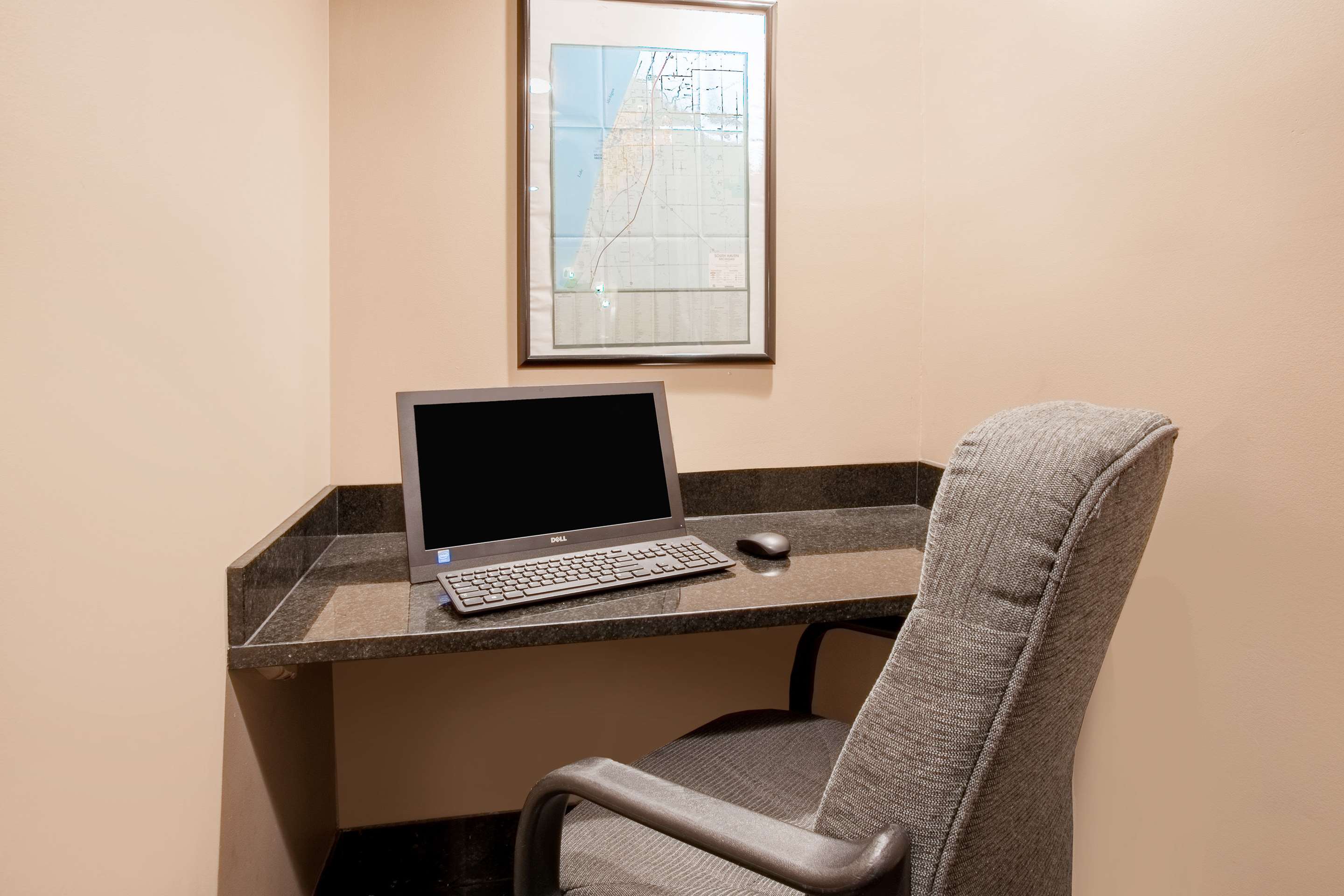 Business Center | Baymont by Wyndham South Haven