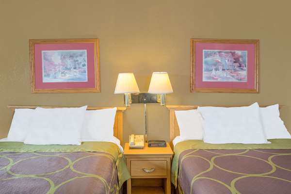  - Super 8 Hotel Blytheville - I-55, Exit 67