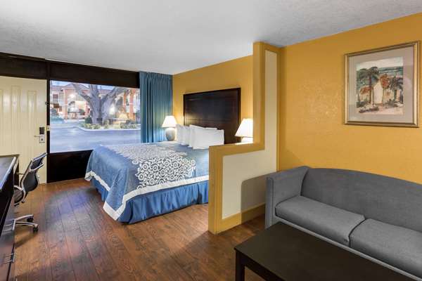  - Days Inn & Suites Port Richey