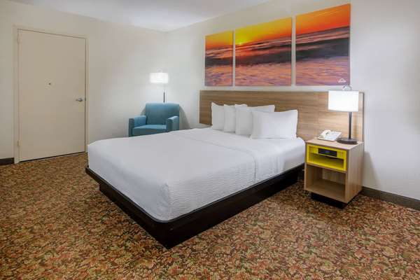  - Days Inn Hilton Head Island