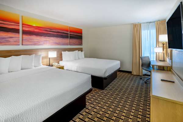 Suite - Days Inn Hilton Head Island