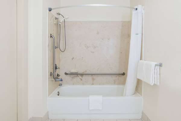  - Days Inn Hilton Head Island