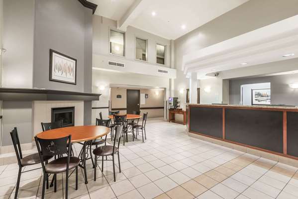  - Super 8 Hotel Ste Agathe des Monts