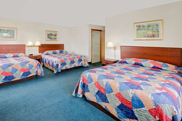  - Super 8 Motel Emmetsburg