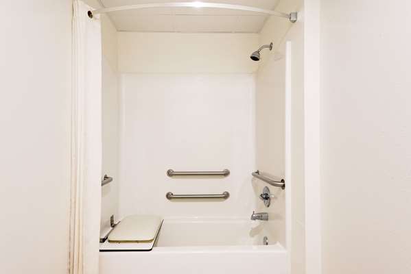  - Super 8 Motel Emmetsburg