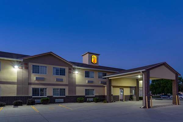 Exterior view - Super 8 Motel Emmetsburg