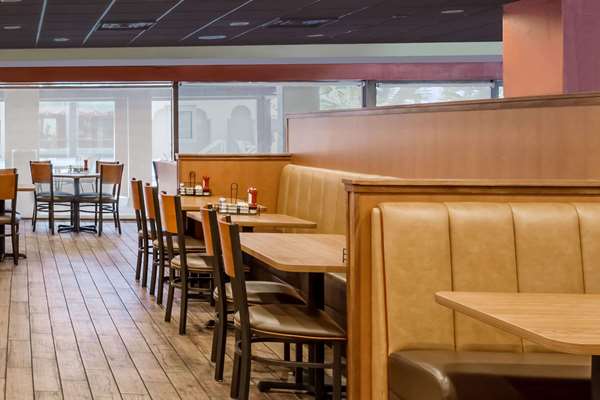 Restaurant - Days Inn Historic St Augustine