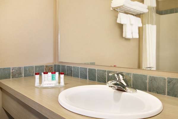  - Ramada Inn Nanaimo