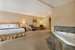 Jacuzzi Suite