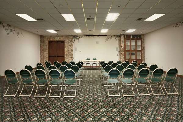  - Travelodge Lemoore