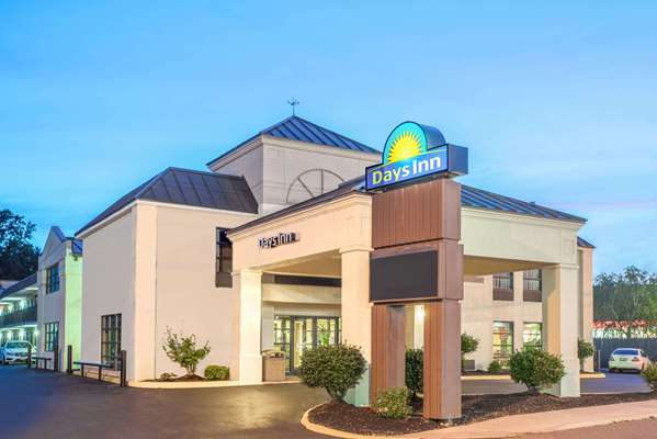 Exterior view - Days Inn Salem