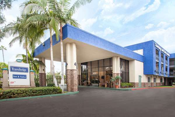 Exterior view - Travelodge Anaheim Inn & Suites on Disneyland Drive - I-5, Exit 110