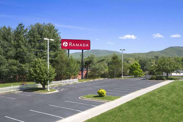 Exterior view - Ramada Hotel Southeast Asheville - I-240, Exit 8