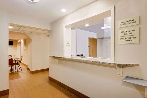  - Super 8 Motel Allentown