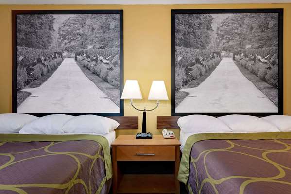  - Super 8 Motel Allentown