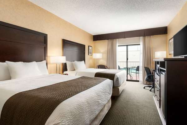  - Days Inn Cranbrook