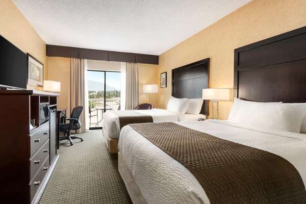  - Days Inn Cranbrook