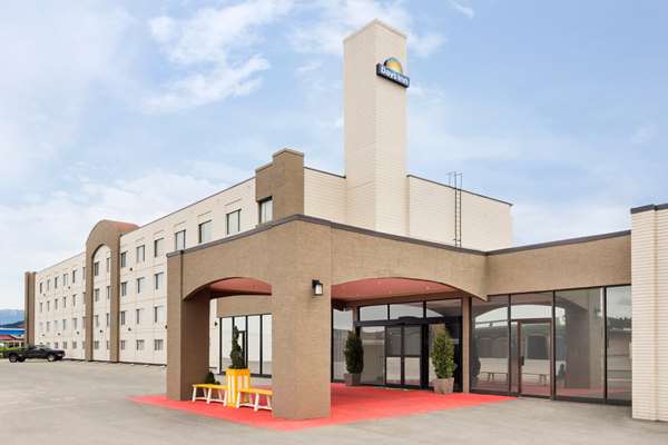 Exterior view - Days Inn Cranbrook