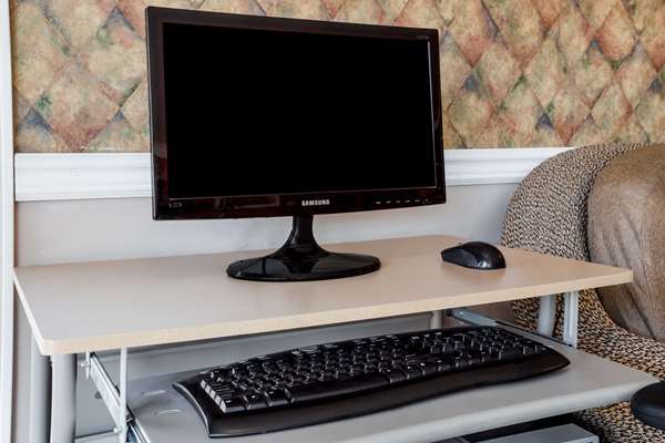 Conference Area - Howard Johnson Inn Downtown Kamloops