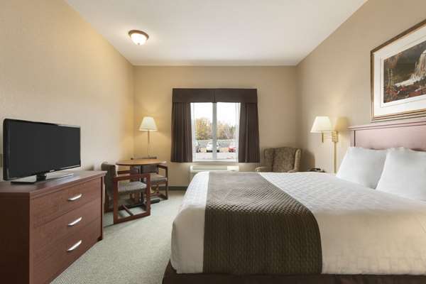  - Days Inn North Thunder Bay