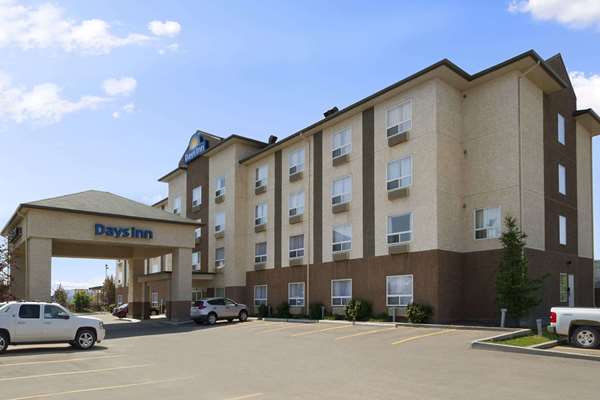 Exterior view - Days Inn University Edmonton
