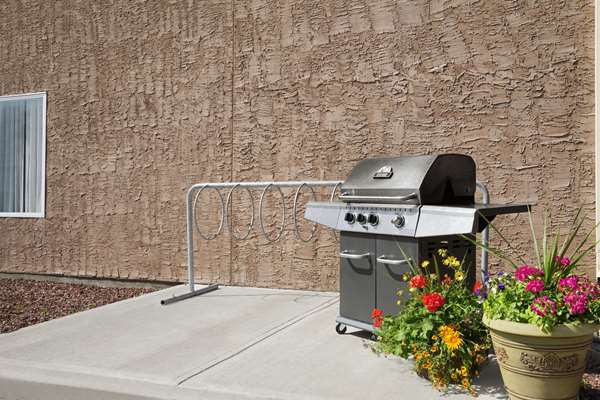  - Days Inn University Edmonton