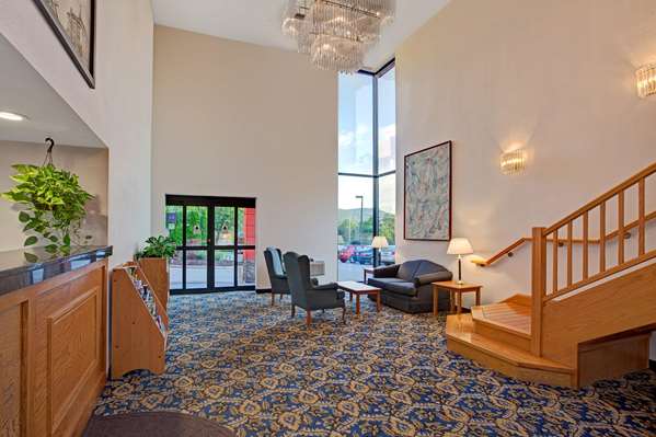  - Super 8 Hotel Mahwah