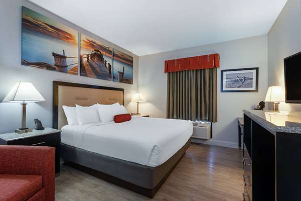 Suite - Days Inn & Suites Lakeland - I-4, Exit 33