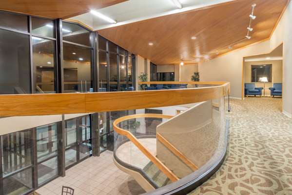  - Ramada Inn North Columbus - I-270, Exit 27