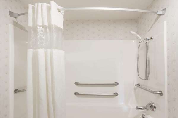  - Howard Johnson Inn Manteno - I-57, Exit 322