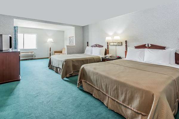 Suite - Howard Johnson Inn Manteno - I-57, Exit 322