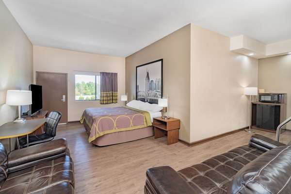  - Super 8 Motel Columbia