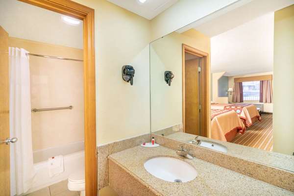  - Super 8 Motel North Little Rock