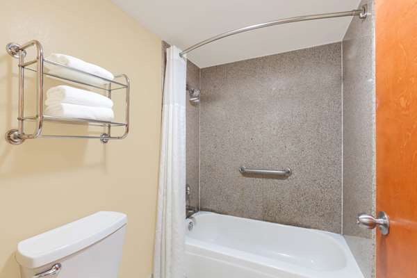  - Super 8 Hotel Jacksonville