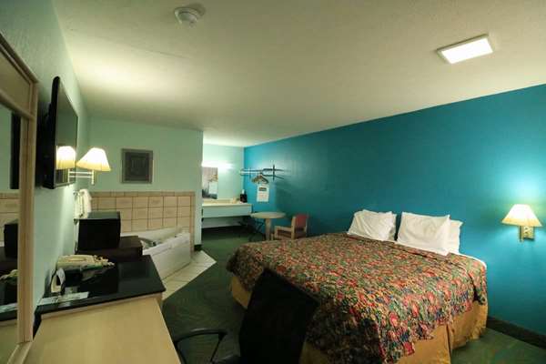  - Travelodge Parkersburg
