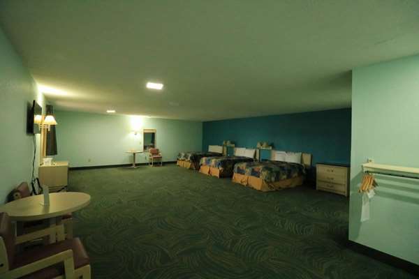  - Travelodge Parkersburg