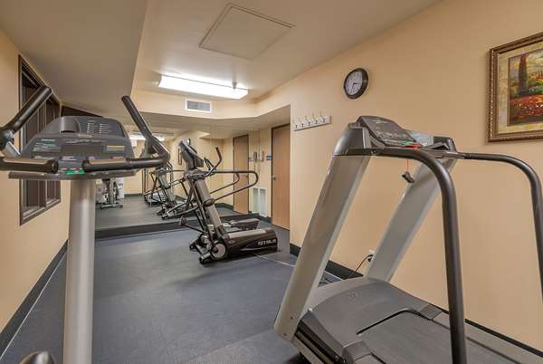 Fitness/ Exercise Room - Days Inn Manitou Springs
