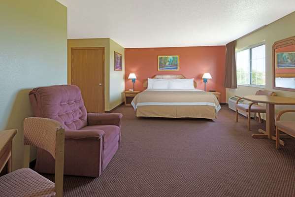  - Days Inn Cameron