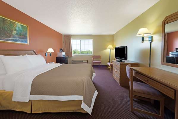  - Days Inn Cameron