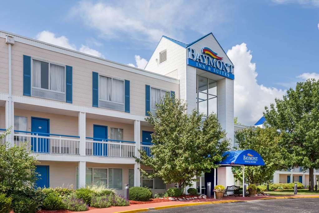 Baymont Inn & Suites Peoria