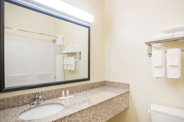  - Baymont Inn & Suites South Savannah - I-95, Exit 94