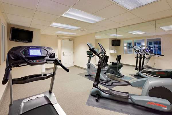 Fitness/ Exercise Room - Baymont Inn & Suites Byron Center