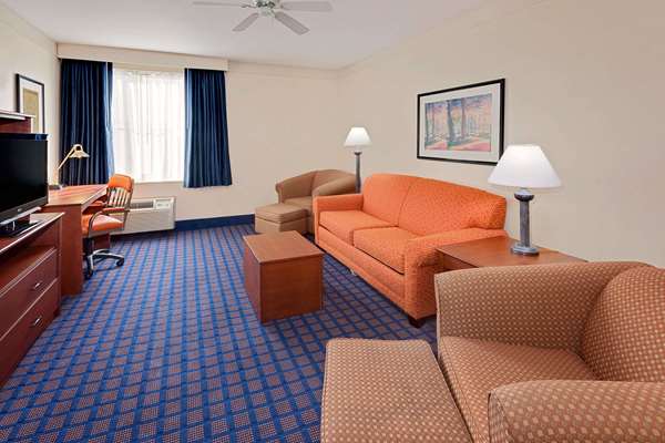  - Baymont Inn & Suites Byron Center