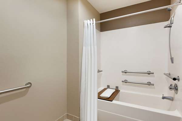  - Super 8 Motel Northeast Lake Charles - I-10, Exit 33