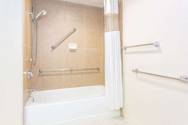  - Baymont Inn & Suites Sharonville - I-75, Exit 15