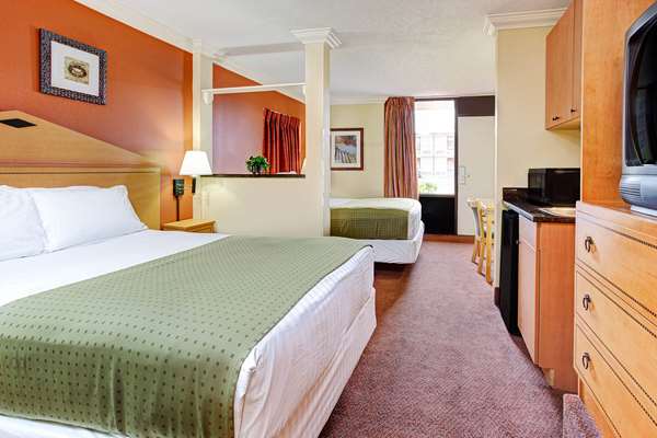  - Days Inn West Kissimmee